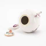 Frankenthal. PORCELAIN TEA POT WITH BIRD DECOR AND CUP WITH SAUCER AND FLORAL DECOR - photo 5