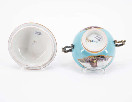Meissen. SMALL PORCELAIN TUREEN AND SAUCER WITH TURQUOISE BACKGROUND AND MERCHANT'S NAVY SCENES - photo 8