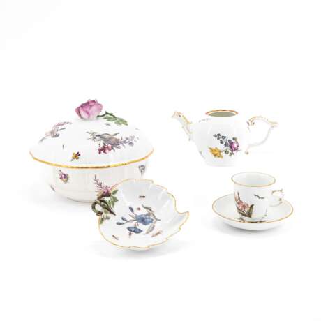 Meissen. LARGE PORCELAIN LIDDED BOWL WITH FLOWER KNOB, SMALL TEA POT WITH WOODCUT FLOWERS AND CUP WITH SAUCER AND INSECT DECOR - photo 1