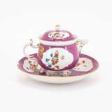 Meissen. PORCELAIN CREAM POT AND SAUCER WITH PURPLE FOND AND KAKIEMON DECOR - фото 3