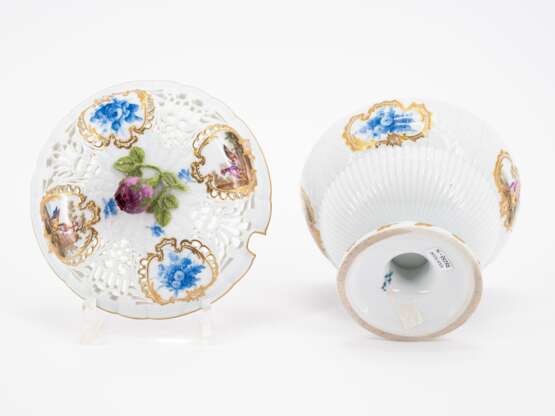 Meissen. SMALL PORCELAIN TERRINE WITH ROSE FINIAL AND BIRD CARTOUCHES - photo 6