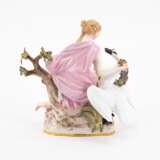Meissen. PORCELAIN FIGURE OF LEDA WITH THE SWAN AND CUPID - photo 3