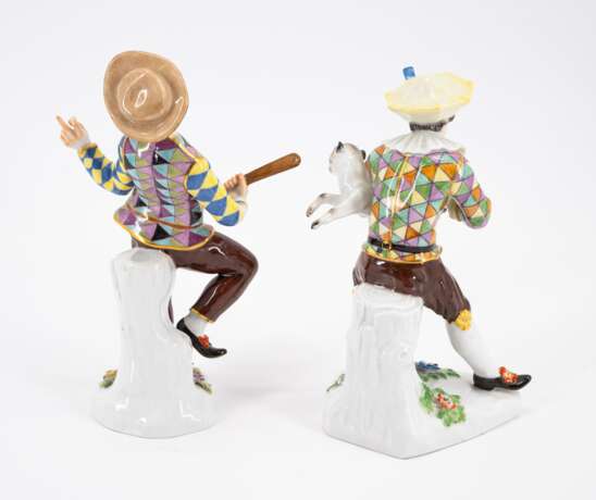 Meissen. FOUR LARGE AND THREE SMALL PORCELAIN FIGURINES FROM THE COMMEDIA DELL'ARTE - photo 9