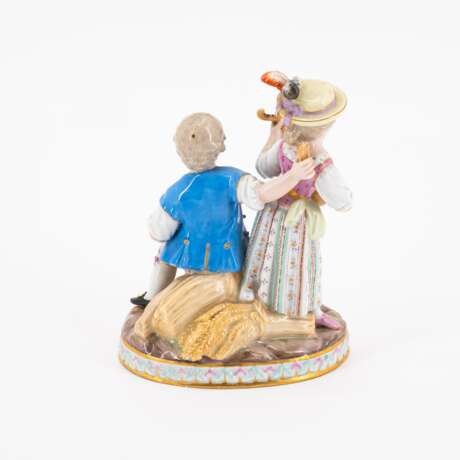 Meissen. ENSEMBLE OF CHILDREN WITH FEMALE LUTENIST AND BOY ON EARS OF CORN - фото 3