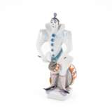 Meissen. PORCELAIN HARLEQUIN WITH DRUM - photo 1