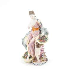 Nymphenburg. PORCELAIN ALLEGORY OF THE FLORA AS SPRING