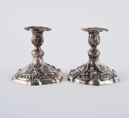 Germany. COUPLE LOW SILVER CANDLESTICK WITH RICHT BLOSSOMS AND ROCAILLE DECOR - photo 4