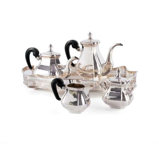 Presumably Italy. FOUR-PART SILVER COFFEE AND TEA SERVICE - photo 1
