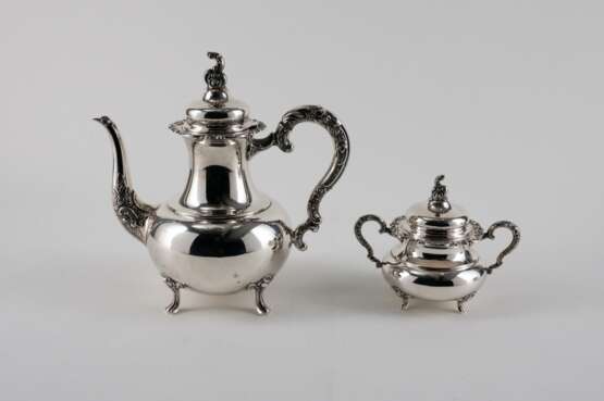Otto Wolter. LARGE SILVER COFFEE AND TEA SERVICE WITH ROCAILLE CURVES - photo 2