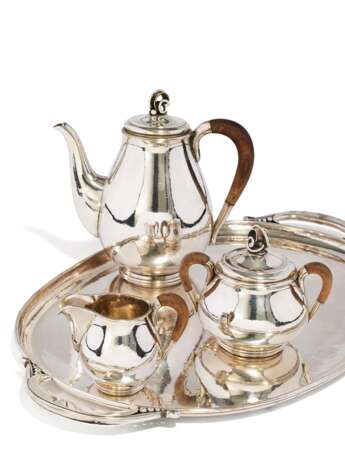 Denmark. SILVER COFFEE SET WITH MARTELLEE SURFACE AND VEGETABLE FINIALS - photo 1