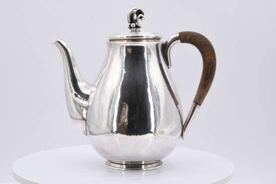 Denmark. SILVER COFFEE SET WITH MARTELLEE SURFACE AND VEGETABLE FINIALS - photo 4