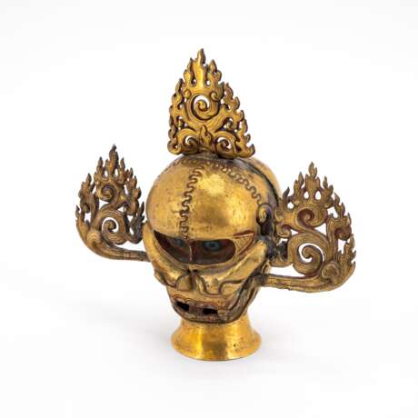 COPPER ROD- OR CROWN CENTREPIECE WITH SKULL AND FLAMES - photo 1