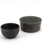 Pays et continents. TWO STONE BOWLS