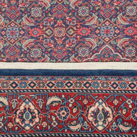 Orientteppich. BIDJAR/PERSIEN, 20. Jahrhundert, ca. 192x133 cm. - photo 3