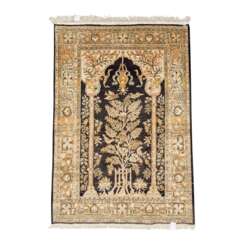 Oriental rug made of silk. QOM/PERSIA, 20. Century, approx. 154x105 cm.