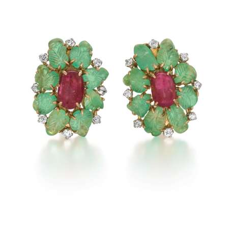 Gemstone-Diamond-Ear Clips - photo 1