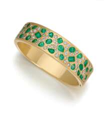 Emerald-Diamond-Bangle