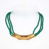 Van Cleef & Arpels. Chrysoprase-Coral-Diamond-Necklace - фото 2