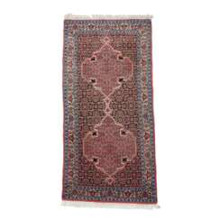 Orientteppich. BIDJAR/IRAN, 20. Jahrhundert, ca. 155x74 cm.