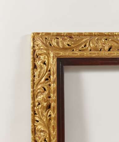Italy. Baroque Frame. Carved and gilt - photo 3