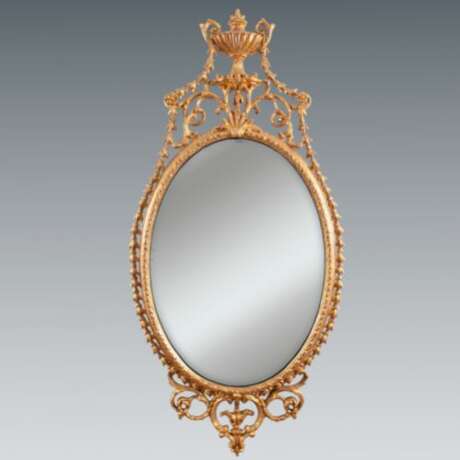 An elegant George III giltwood and carton-pierre oval pier glass late 18th Century Gilding Rococo 119 - photo 1