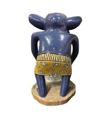 Sculpture sur bois d&amp;39;un homme avec un panier par George Lilanga di Nyama (Tanzanien 1934-2005) du XXe si&egrave;cle. Naturholz 20th century - Foto 3