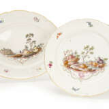 Ludwigsburg 2 plates and 1 platter - photo 2