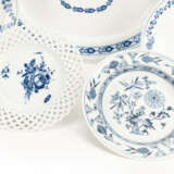 Meissen plate and large serving platter with blue painting - photo 2