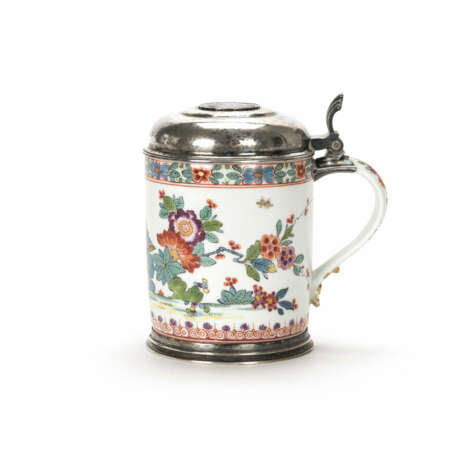 Meissen cylindrical jug with chinoiserie decor - photo 1