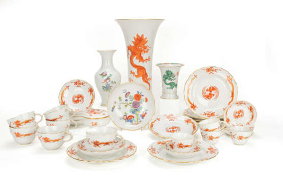 Meissen mocha and coffee service 'Red Dragon' - фото 1