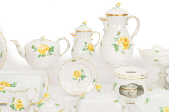 Meissen coffee and tea service 'Yellow Rose' - photo 3