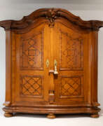 Мебель. Large baroque cabinet