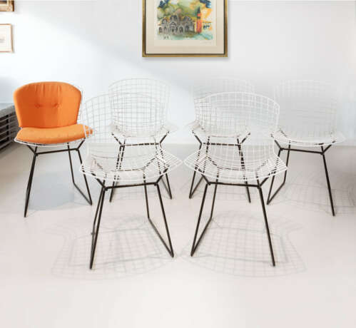 Knoll International Bertoia Chairs, design by Harry Bertoia - photo 1