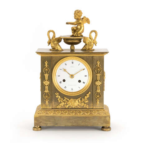 Empire-style mantel clock - photo 1