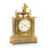 Empire-style mantel clock - photo 2