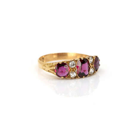 Victorianischer Ring mit Rubin-Diamantbesatz - Foto 2