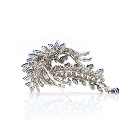 Brooch with sapphire and diamond setting - photo 2