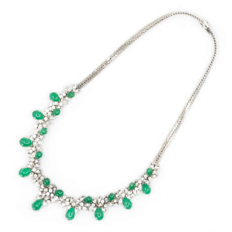 Necklace and bracelet set with emerald diamonds - photo 2