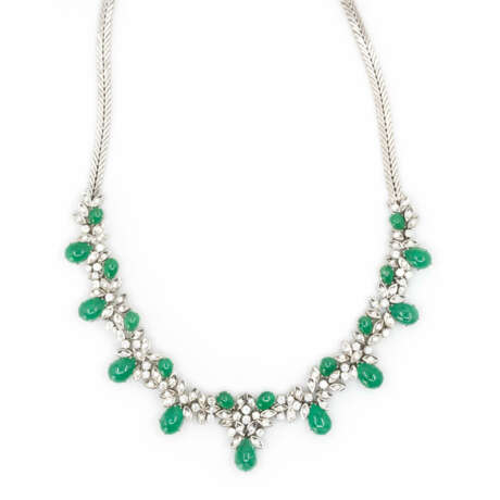 Necklace and bracelet set with emerald diamonds - photo 3