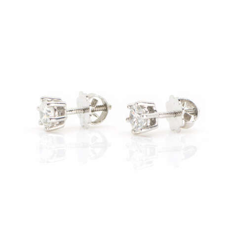 Bucherer diamond stud earrings - фото 2