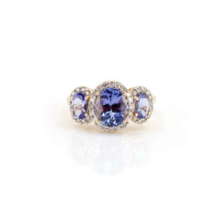 Ring with tanzanite diamond setting - photo 1