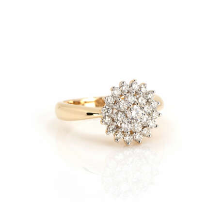 Ring mit Diamantbesatz - Foto 2