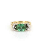 Ювелирные изделия. Ring with tourmaline diamond setting