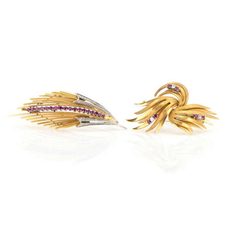 Pair of brooches set with rubies and diamonds - фото 1