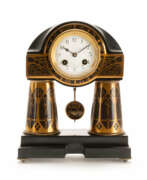 Horloges décoratives. Erhard und Söhne Jugendstil-Kaminuhr<br>Erhard and Sons Art Nouveau mantel clock