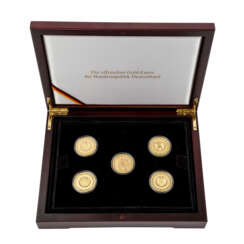 BRD / GOLD - 5 x 200 Euro aus allen Prägeorten,