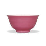 A FINE AND RARE PINK-ENAMELLED TEA BOWL - photo 1