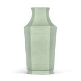 A FINE AND RARE MOULDED CELADON-GLAZED ‘DRAGON AND PHOENIX’ OCTAGONAL VASE - photo 2