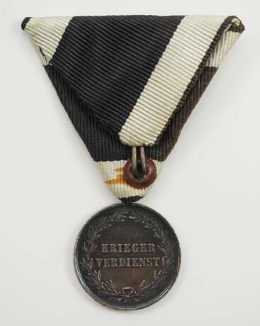 Preussen: Krieger-Verdienst Medaille. - Foto 3