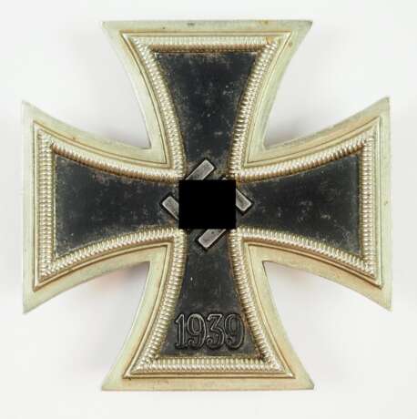 Eisernes Kreuz, 1939, 1. Klasse, mit Gravur - L15. - Foto 1